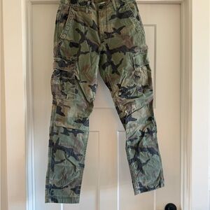 GAP Camouflage Slim Taper Pants